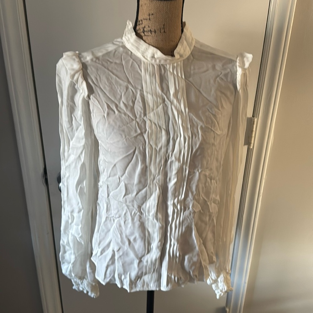 Nicole Miller collection size small white blouse